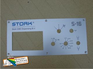 Bedieningspaneel uit aluminium met logo